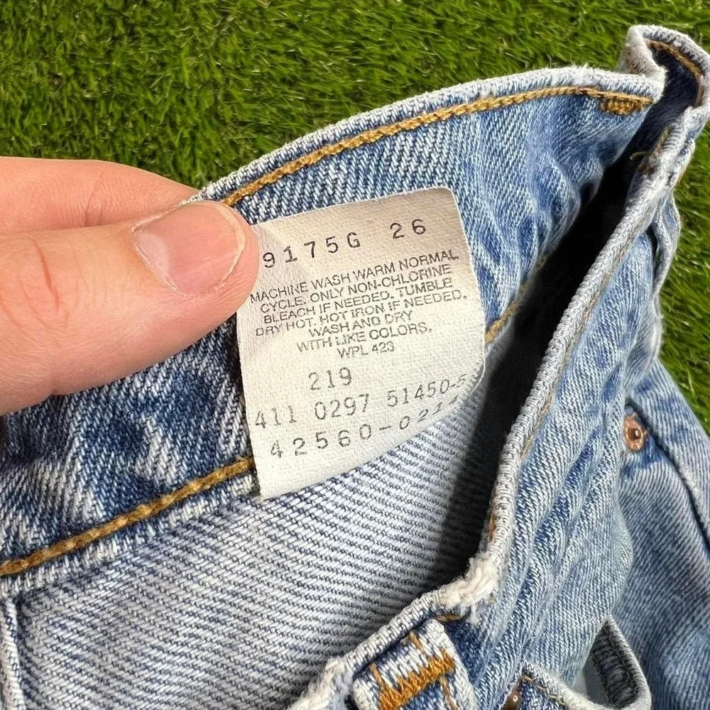 Vintage Levis Orange Tab 560 USA Made Loose Tapered Jeans W34 L30 90s Denim
